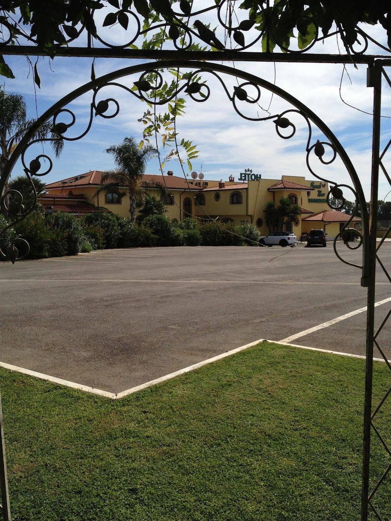 La Locanda Del Cavaliere Borgo Montello Eksteriør bilde